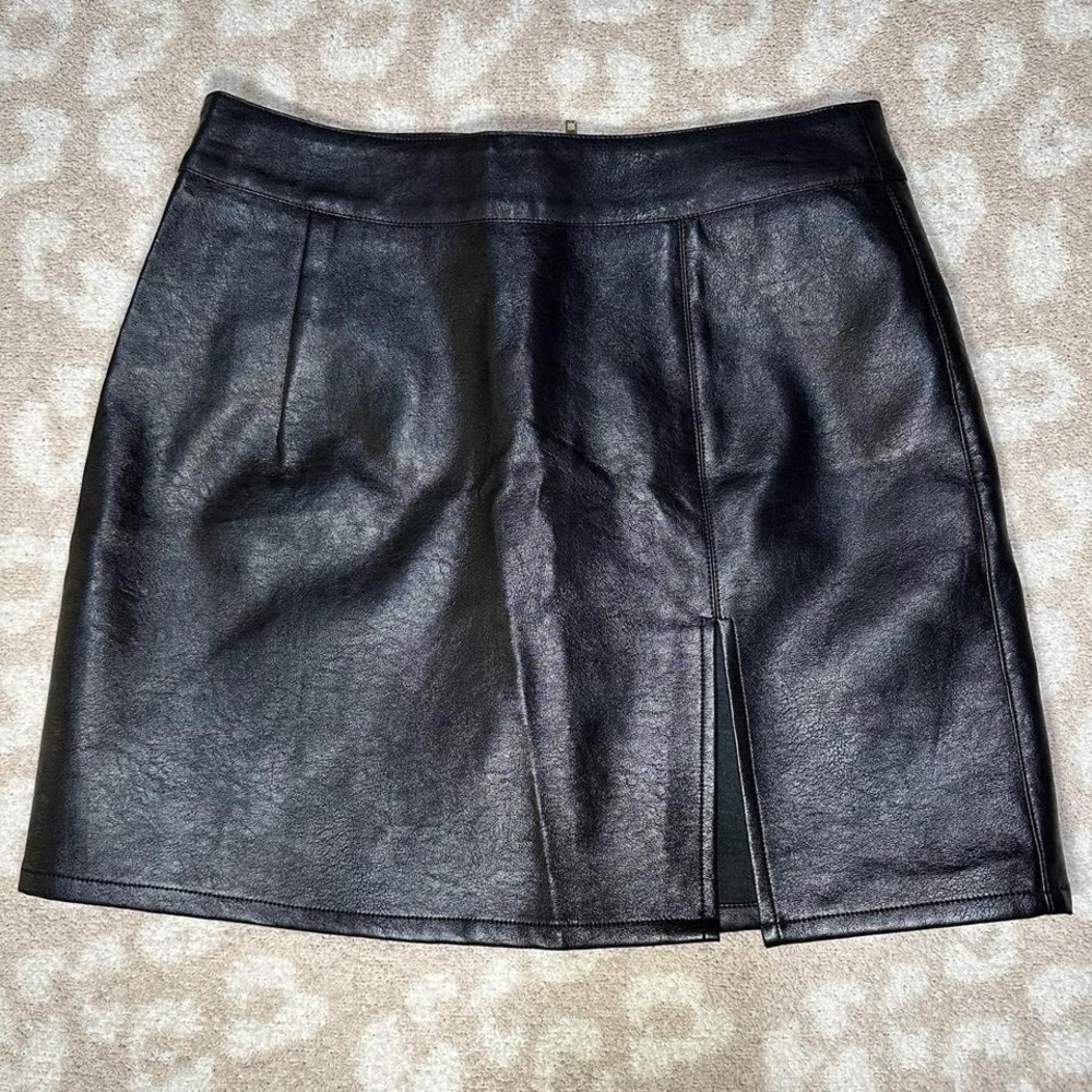 Lioness Faux Leather Mini‎ Skirt